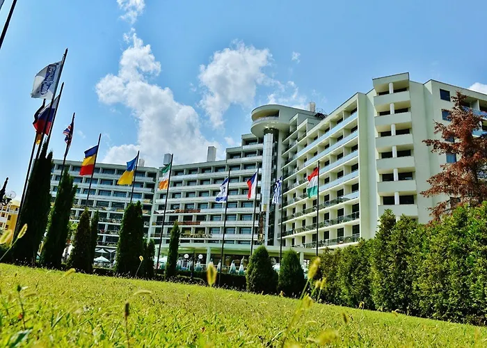 Hotel Marvel - Fully Renovated Free Access 4*