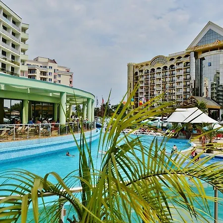 Marvel - Fully Renovated Free Access Sunny Beach