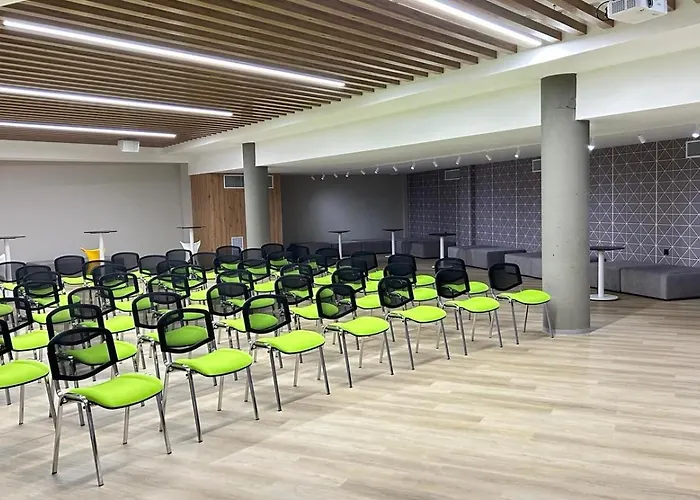 Marvel - Fully Renovated Free Access