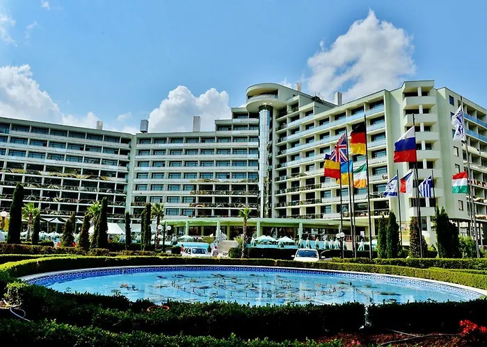 Marvel - Fully Renovated Free Access Sunny Beach