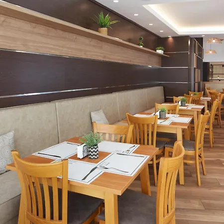 Marvel - Fully Renovated Free Access 4* Slantchev Briag