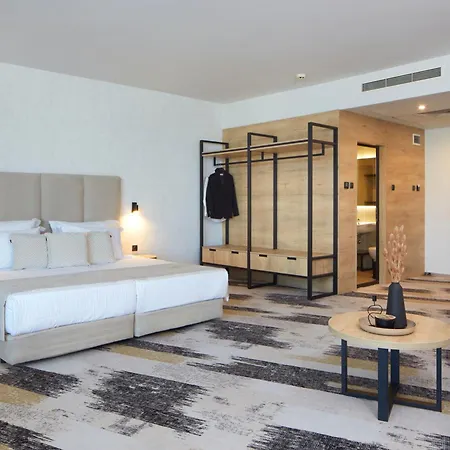 Marvel - Fully Renovated Free Access Hotel Sunny Beach