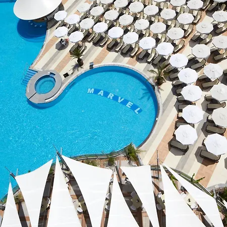 Marvel - Fully Renovated Free Access Sunny Beach