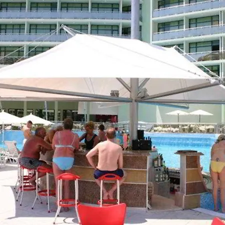 Hotel Marvel - Fully Renovated Free Access 4*