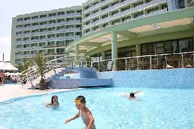 Hotel Marvel - Fully Renovated Free Access