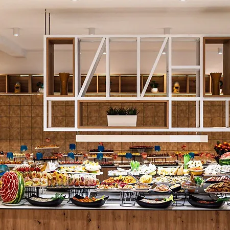 Hotel Marvel - Fully Renovated Free Access 4*